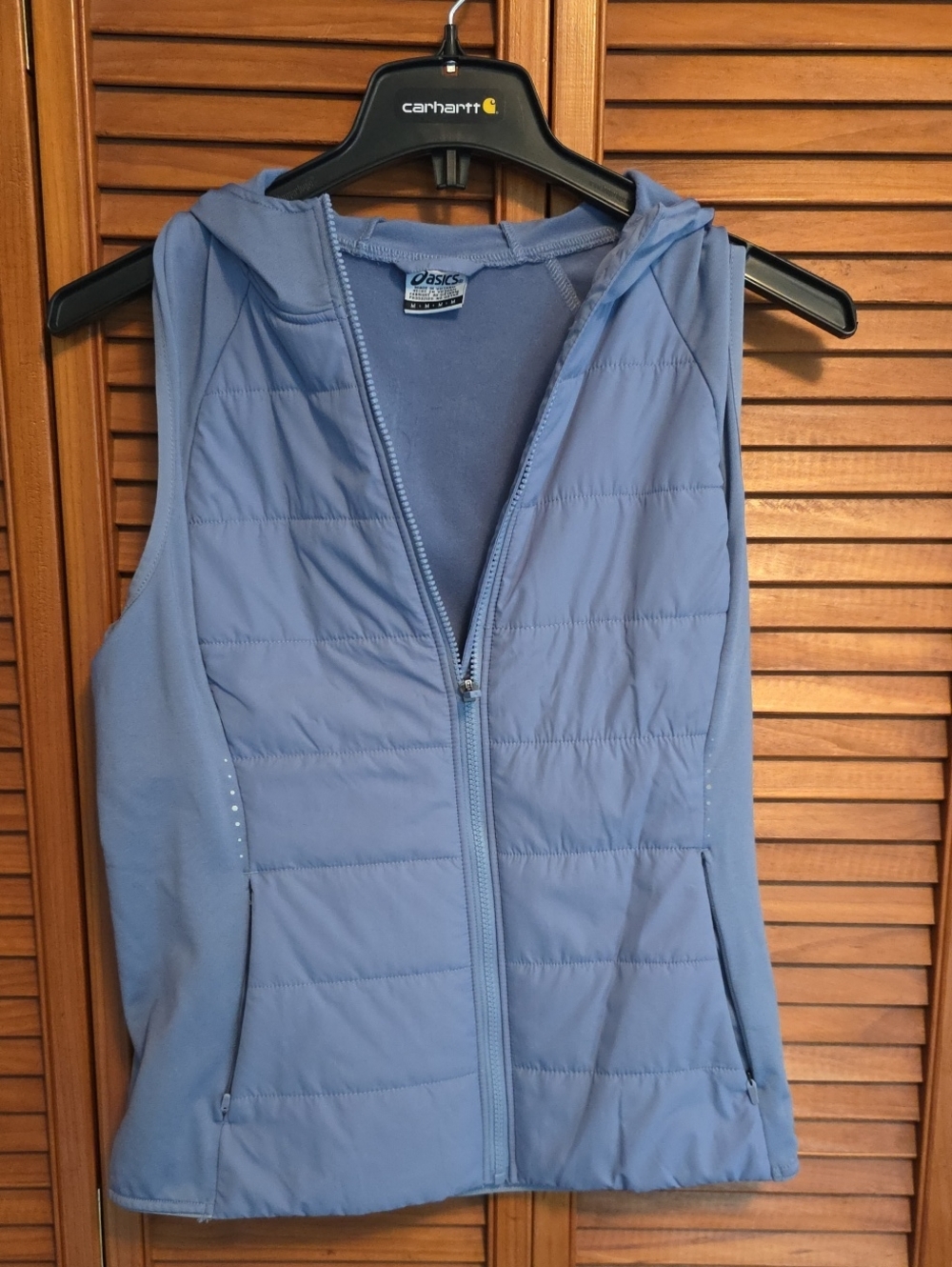 NWOT ASICS Light Blue Quilted Hooded Vest
